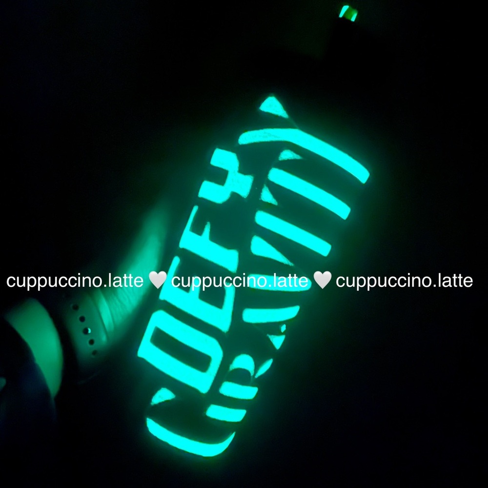 🖤NWT💚Starbucks X Wicked Black Green Defy Gravity Glow in the Dark Elphaba Cup - Picture 8 of 8